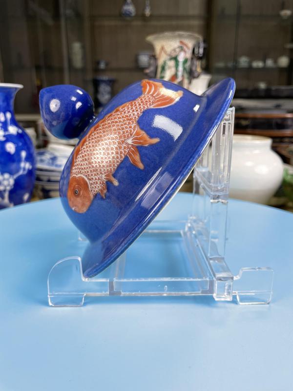 古玩陶瓷清晚期 精品灑藍釉彩繪雙魚紋將軍罐蓋子拍賣,當前價格1500元