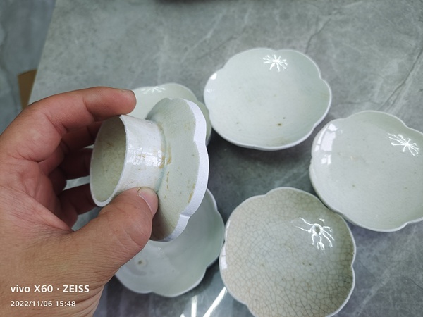 古玩陶瓷一套三個宋代影青碗底現代磨茶墊拍賣,當前價格300元