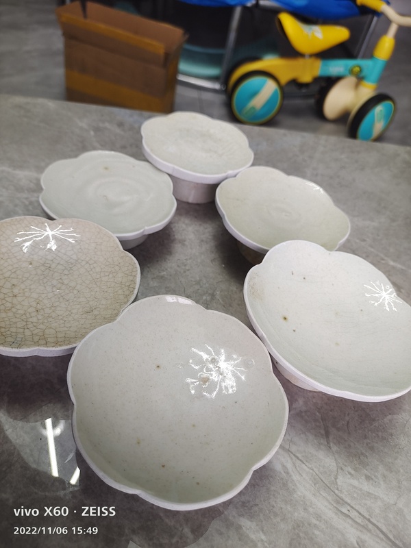 古玩陶瓷一套三個宋代影青碗底現代磨茶墊拍賣,當前價格300元