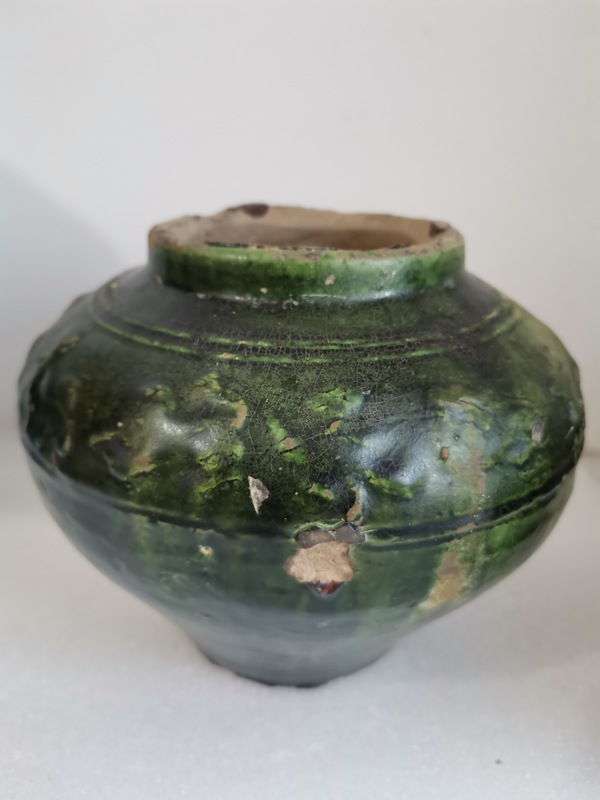 古玩陶瓷漢代.綠釉印花罐(己保真)860拍賣,當(dāng)前價(jià)格2000元