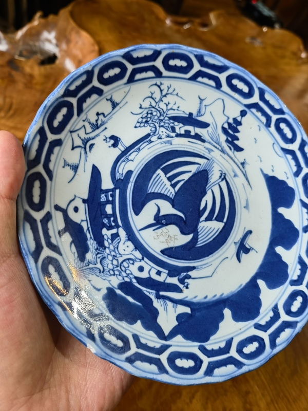 古玩陶瓷清中團鶴樓臺亭閣山水紋青花盤拍賣,當前價格600元