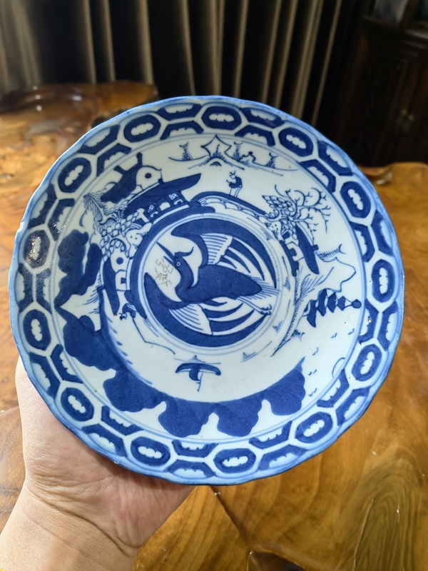 古玩陶瓷清中團鶴樓臺亭閣山水紋青花盤拍賣,當前價格600元