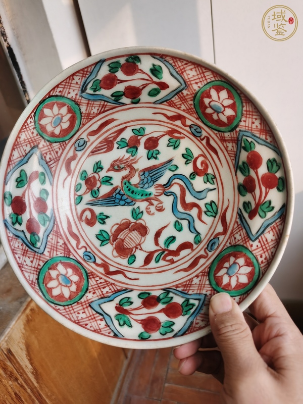 古玩陶瓷漳州窑红绿彩凤纹盘真品鉴赏图