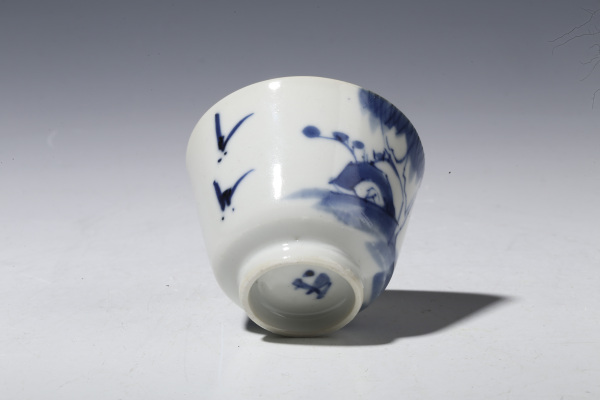 古玩陶瓷晚清·青花柳下骏马图小杯一对拍卖，当前价格2340元