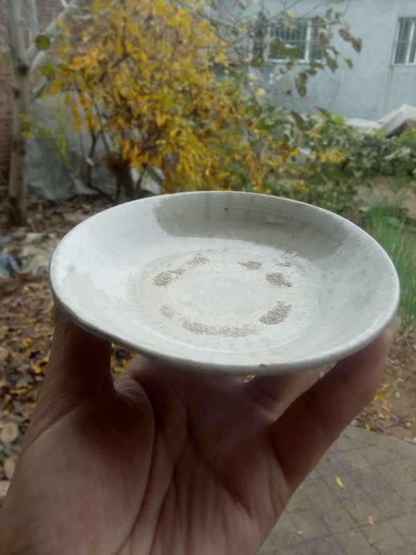 古玩陶瓷☞元明☜磁州窑系白釉盘拍卖，当前价格158元