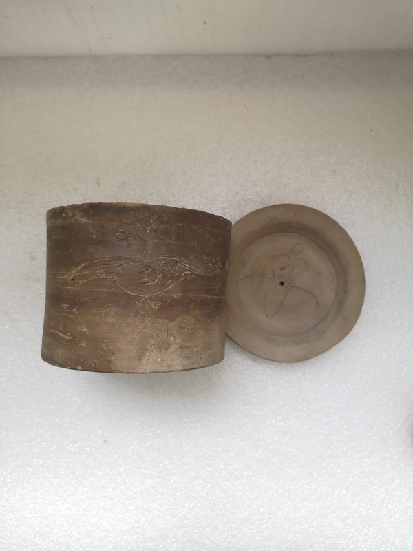 古玩陶瓷民國(guó)刻花蘆雁紋蛐蛐陶罐拍賣(mài),當(dāng)前價(jià)格456元