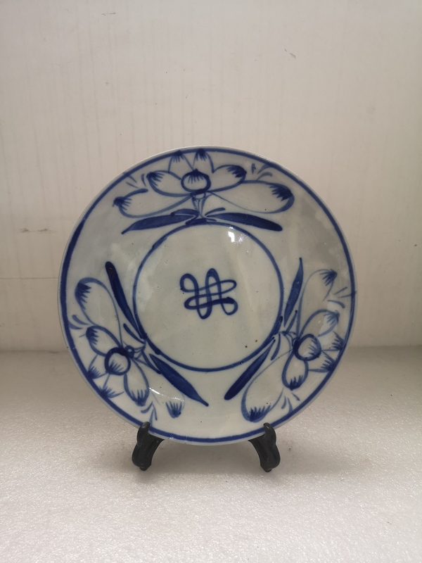 古玩轉(zhuǎn)賣(mài)清代花卉紋磁州窯青花盤(pán)拍賣(mài)，當(dāng)前價(jià)格580元