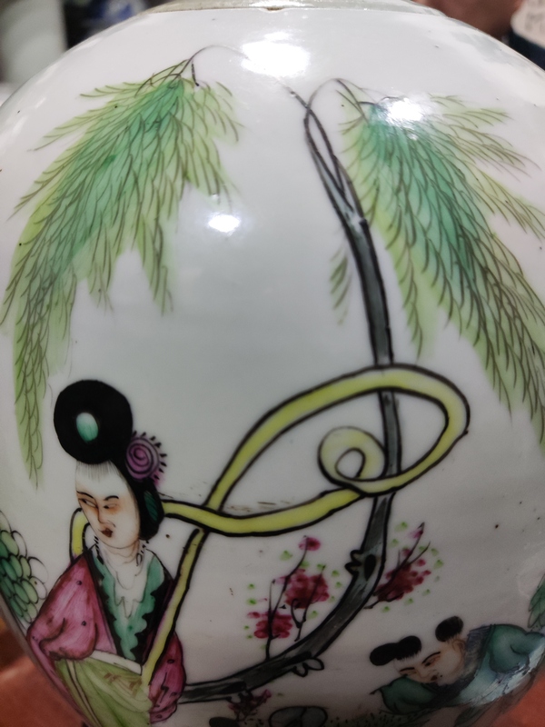 古玩陶瓷民國三娘教子圖彩繪冬瓜罐拍賣,當前價格1688元