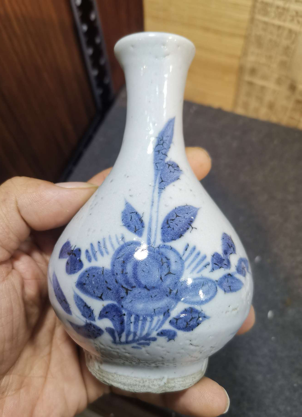 古玩陶瓷明末清初青花一束蓮玉壺春瓶拍賣,當前價格2000元