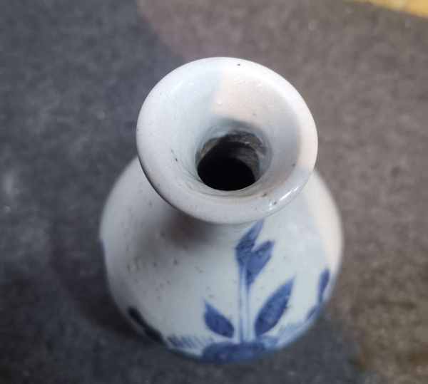 古玩陶瓷明末清初青花一束蓮玉壺春瓶拍賣,當前價格2000元