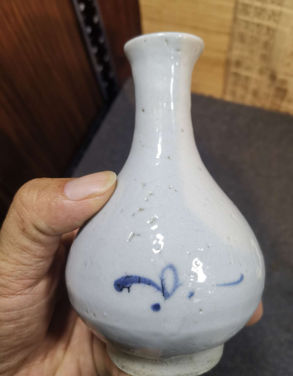 古玩陶瓷明末清初青花一束蓮玉壺春瓶拍賣,當前價格2000元