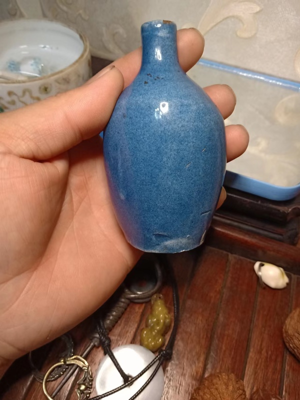 古玩陶瓷清代灑藍釉瓶有所有。拍賣,當前價格1999元