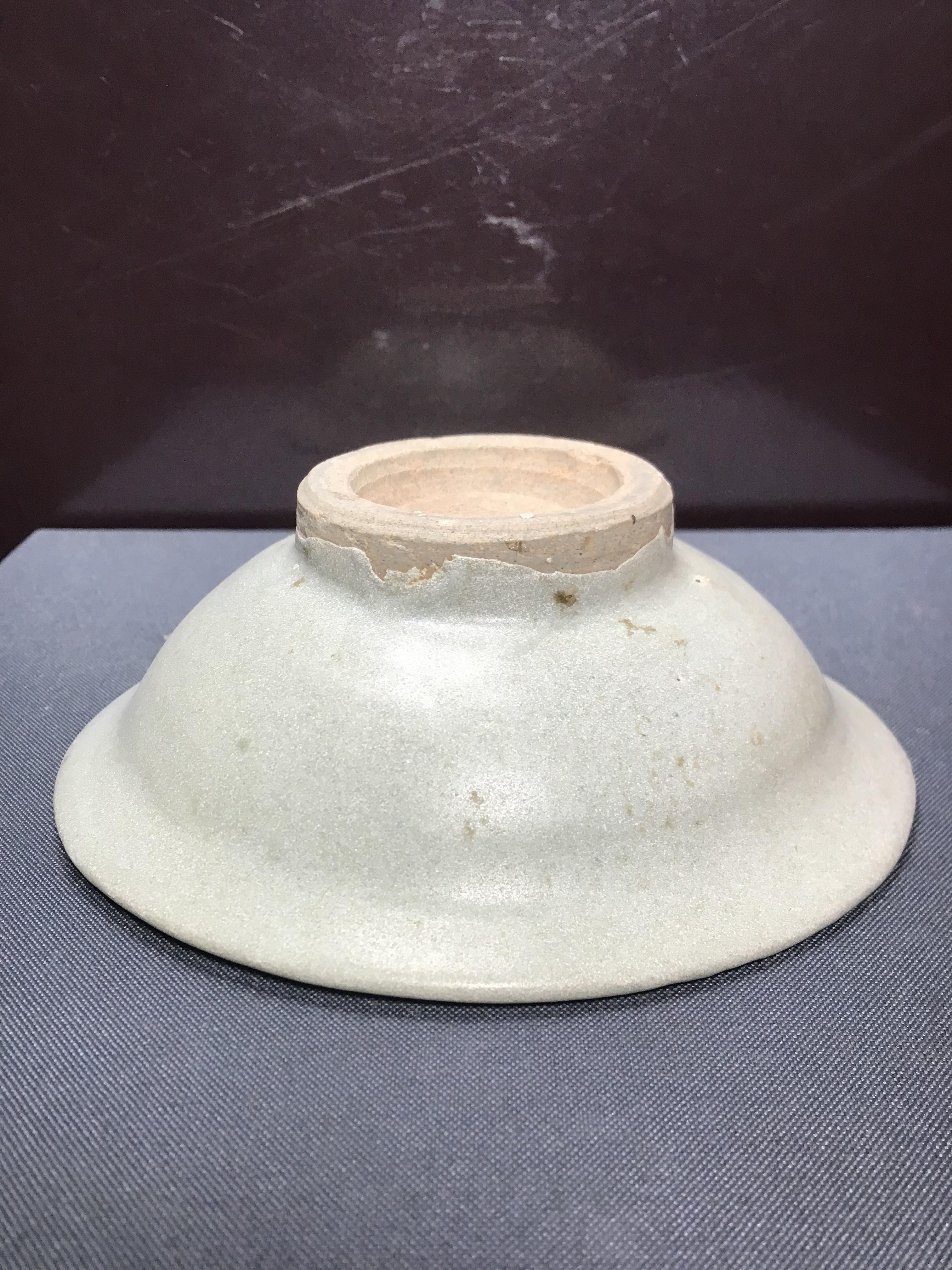 中国古美術 清時代龍泉窯琮式瓶 共箱 B5-1-