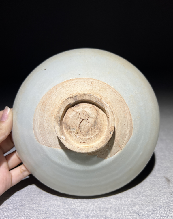 古玩陶瓷元代卵白釉大碗拍卖，当前价格1000元