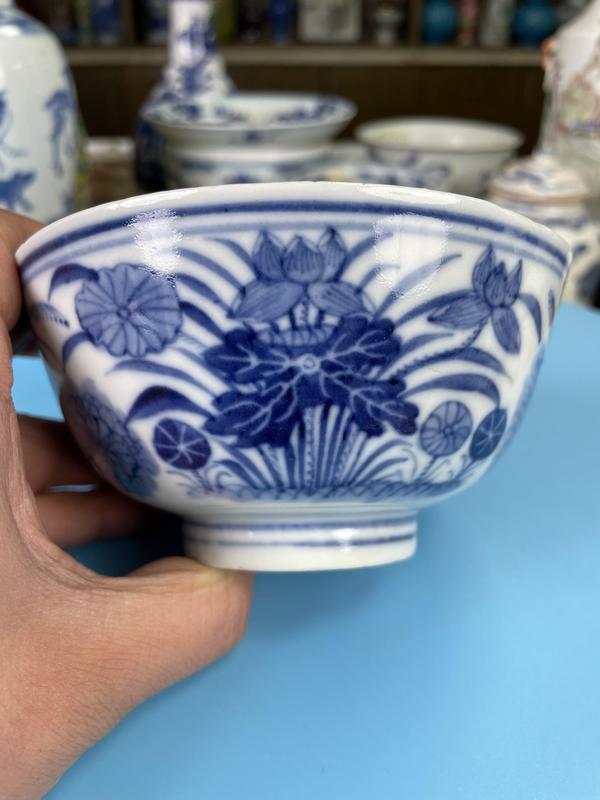 古玩陶瓷清晚期 青花二甲傳臚紋撇口碗(大名品)拍賣,當前價格2350元