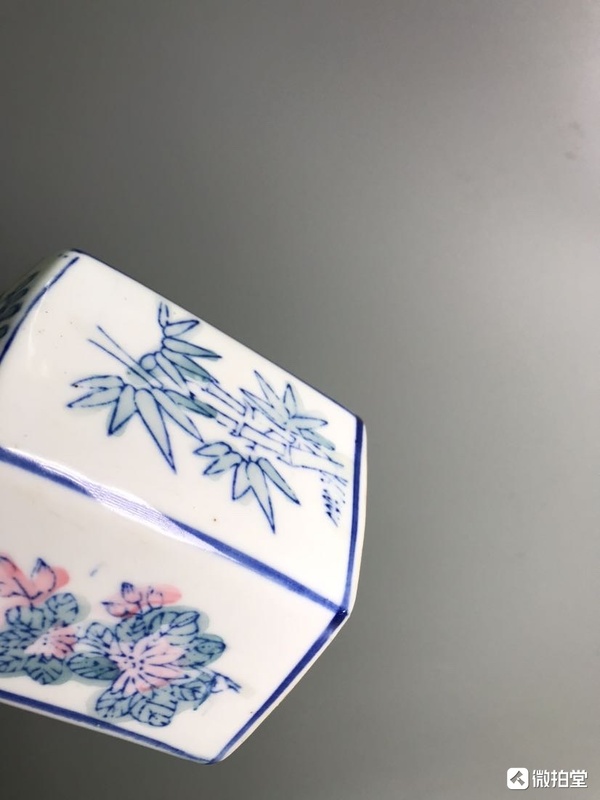 古玩陶瓷青花加彩花卉紋蓋罐拍賣，當前價格199元