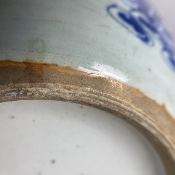 古玩陶瓷清晚期豆青釉青花太獅少獅紋蓋罐拍賣,當(dāng)前價(jià)格11000元