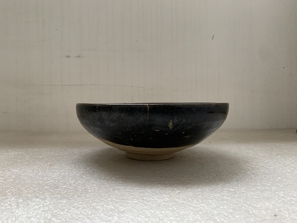 古玩陶瓷元代黑釉碗拍賣,當前價格780元