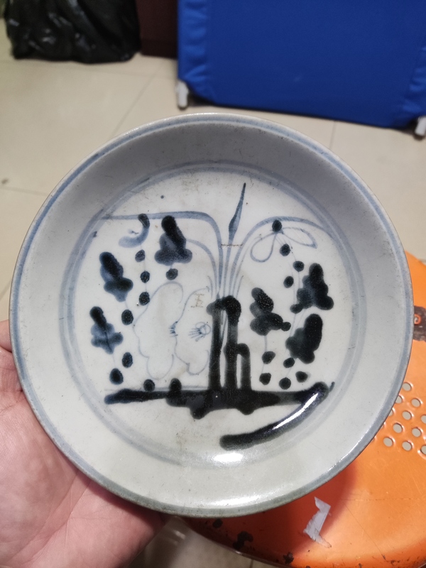 古玩轉(zhuǎn)賣清中期歲寒三友松竹梅青花盤拍賣，當前價格0元