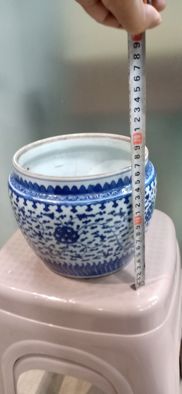 古玩陶瓷乾隆青花纏枝花卉紋粥罐拍賣,當前價格2600元