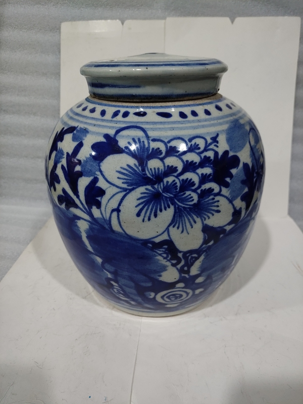 古玩陶瓷青花牡丹花紋蓋罐拍賣,當前價格1680元