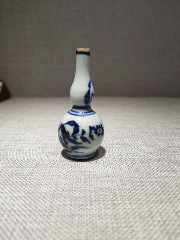 古玩陶瓷康熙青花花卉紋小葫蘆瓶拍賣,當前價格1800元