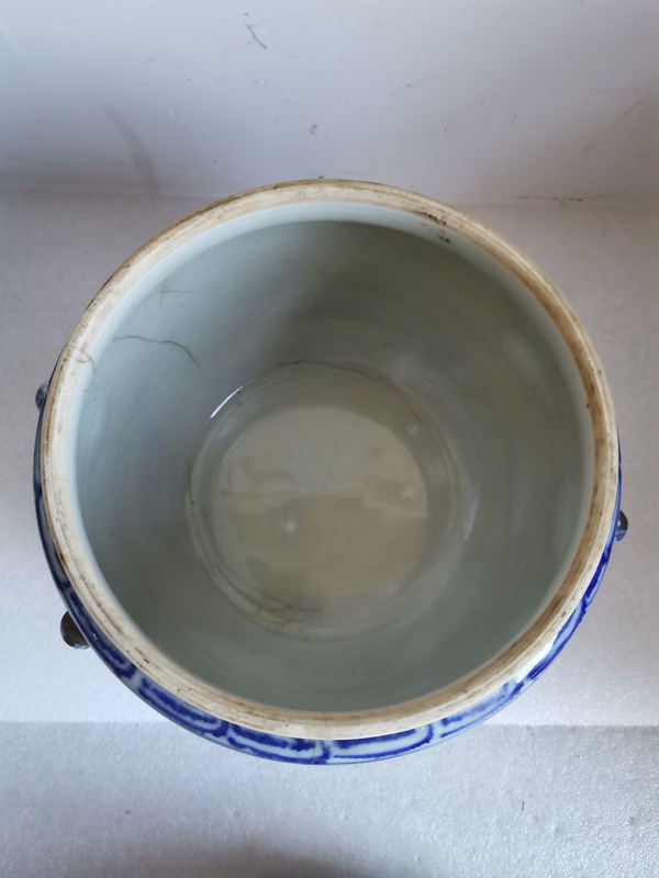 古玩陶瓷清代道光至咸豐纏枝花卉紋青花四系粥罐拍賣,當(dāng)前價格1200元