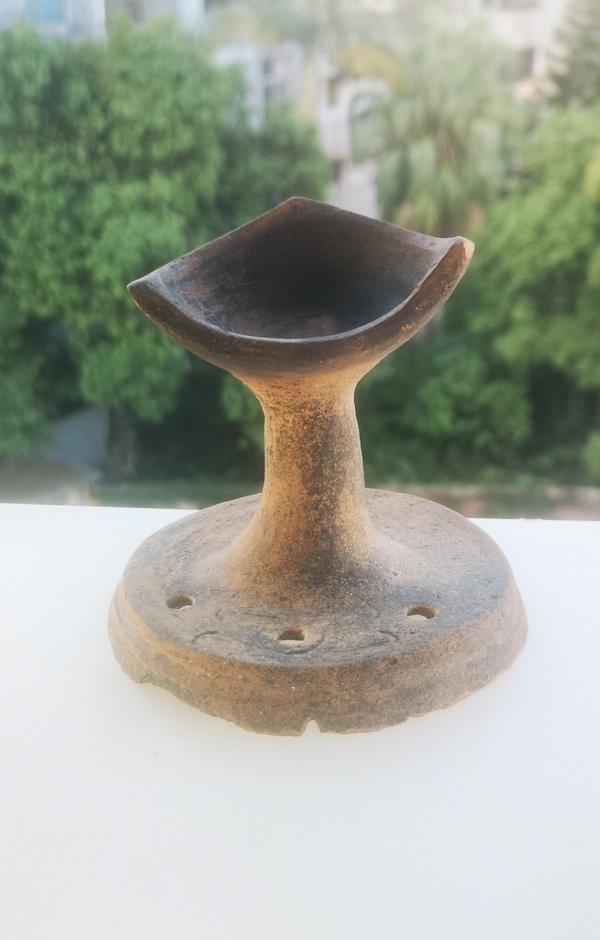 古玩陶瓷元代.黑陶油燈 (推薦理由:稀有、禪意 )拍賣,當前價格230元