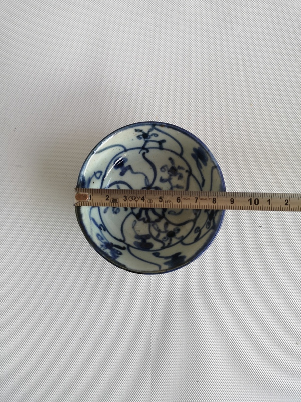 古玩陶瓷清中如意靈芝紋雙藍圈花押款青花杯拍賣,當前價格456元