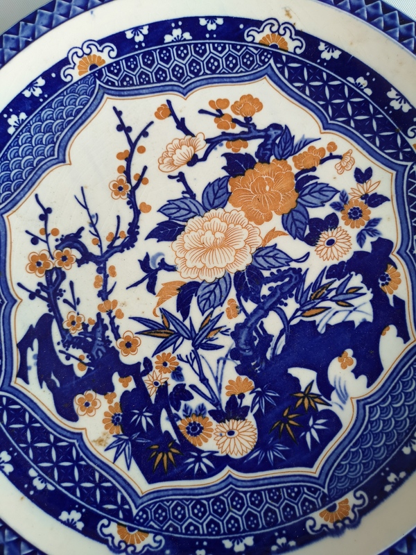 古玩陶瓷六十至八十年代青花加彩花卉紋盤拍賣,當前價格398元