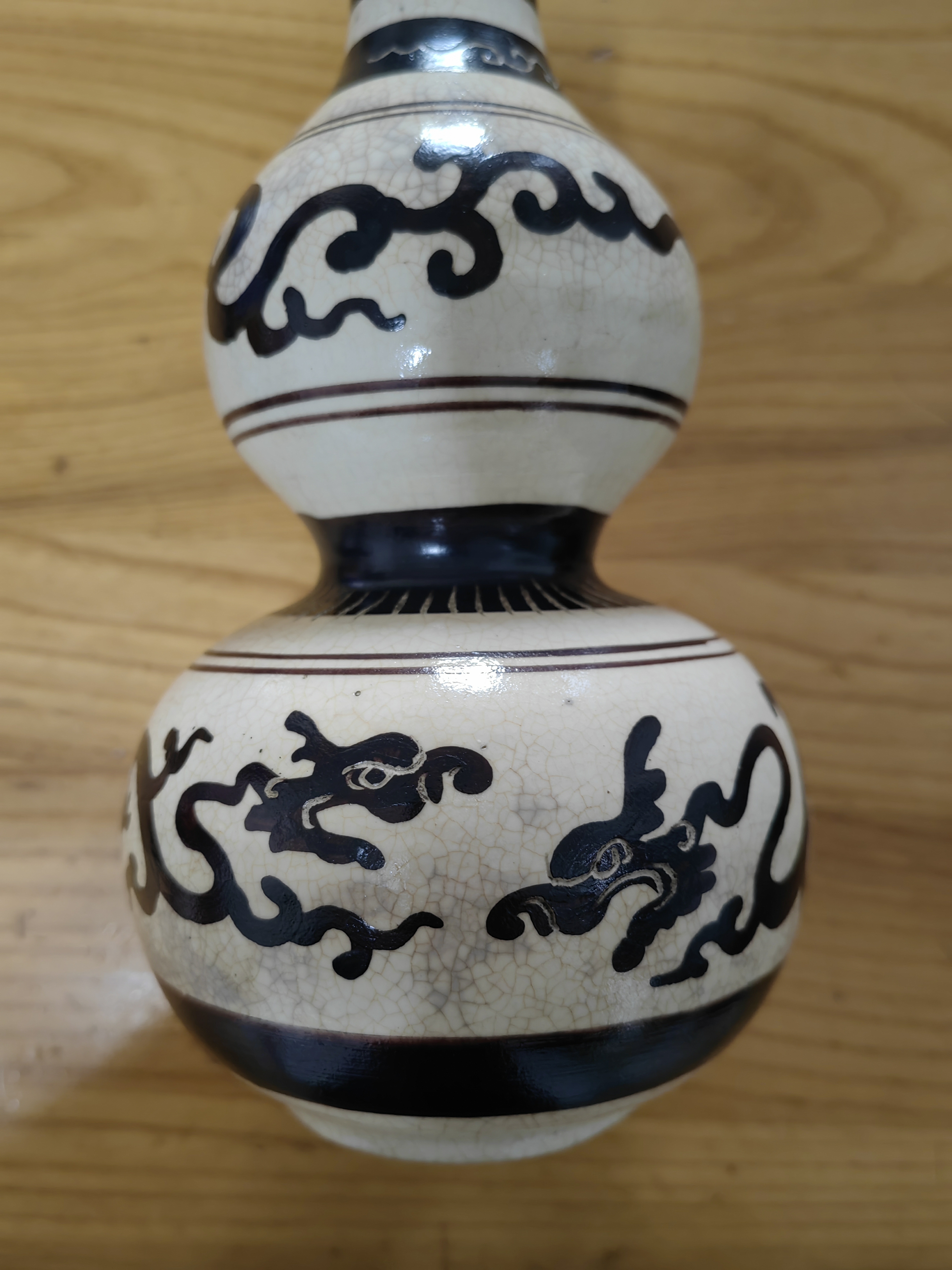 域鉴古玩】磁州窑白地黑花刻龙纹葫芦瓶鉴定结果_磁州窑白地黑花刻龙纹 