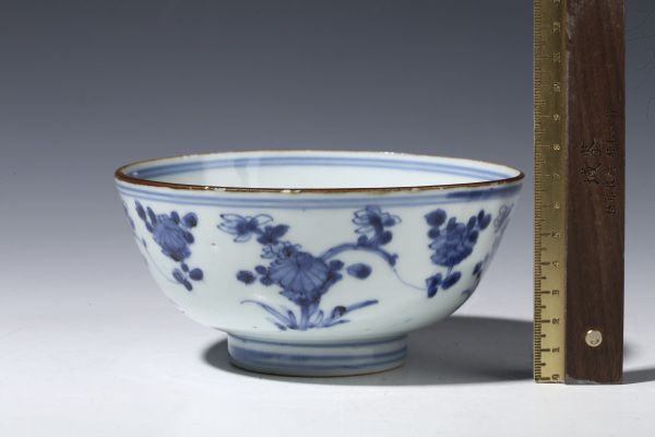 古玩陶瓷康熙·青花花卉纹碗拍卖，当前价格2772元