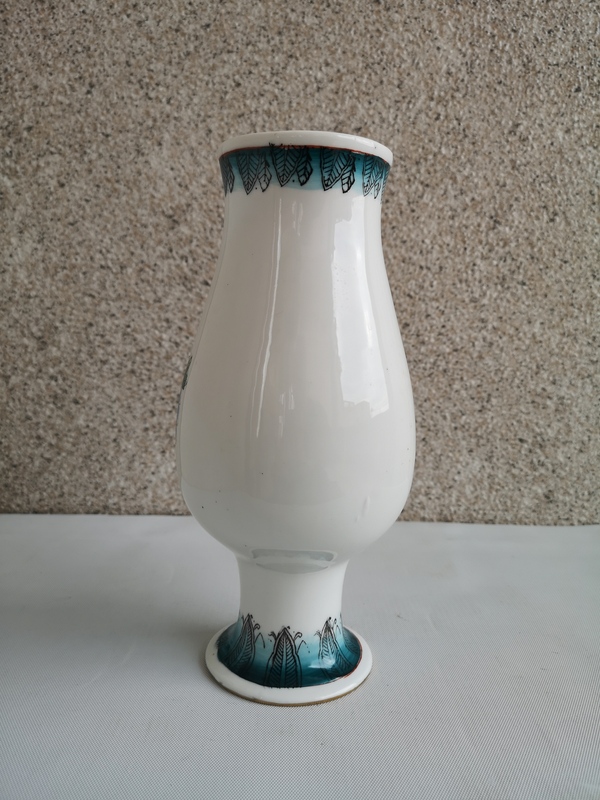 古玩陶瓷出口創匯期花鳥紋彩瓷觀音瓶拍賣,當前價格298元
