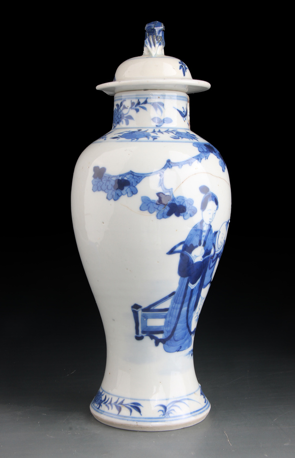古玩陶瓷7265】清晚期 青花庭院教子圖梅瓶拍賣,當前價格1880元