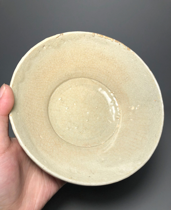 古玩陶瓷(收藏佳品)米黃釉碗拍賣,當前價格399元