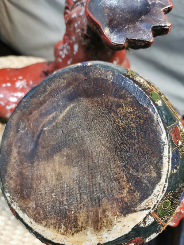 古玩陶瓷上世紀晚期飄帶繡球獅子塑像拍賣,當前價格9008元