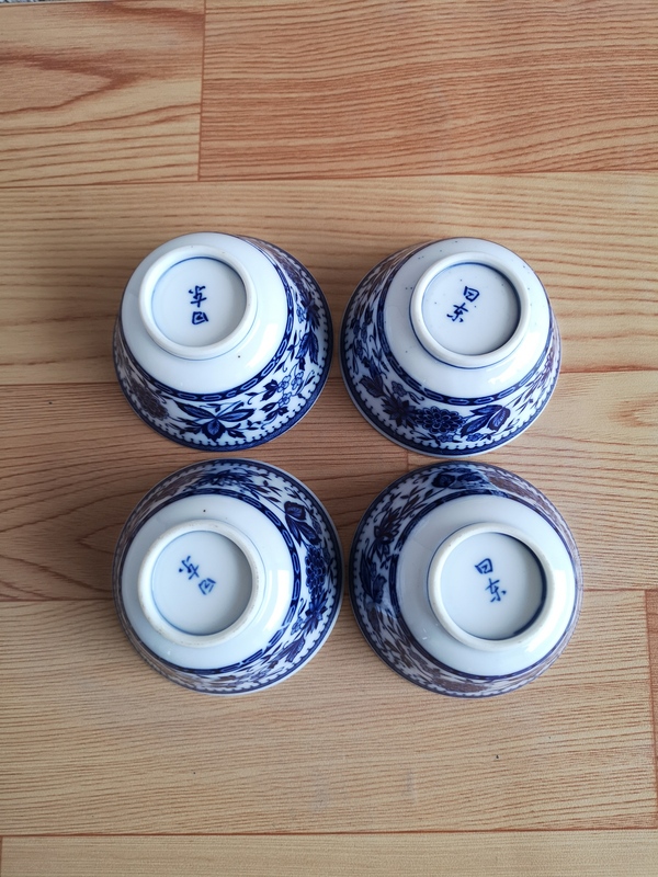 古玩陶瓷六十至八十年代花卉紋青花杯拍賣,當前價格220元