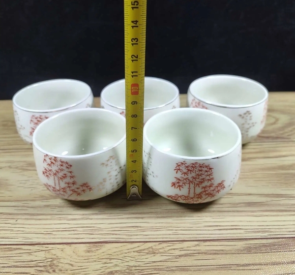 古玩陶瓷六十至八十年代竹紋杯拍賣,當前價格260元