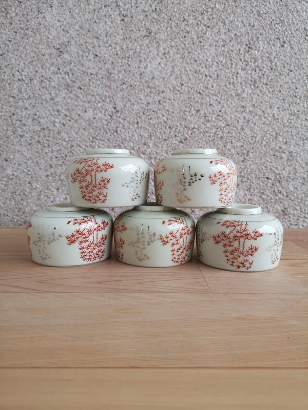 古玩陶瓷六十至八十年代竹紋杯拍賣,當前價格260元