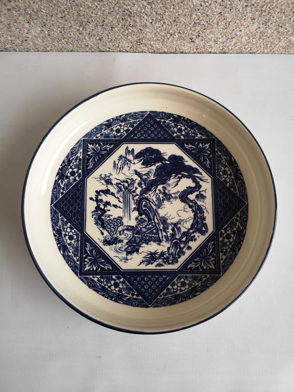 古玩陶瓷出口創匯期山水紋青花盤拍賣,當前價格345元