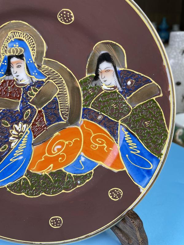 古玩陶瓷民國 精品料彩描真金菩薩人物紋盤拍賣,當前價格480元