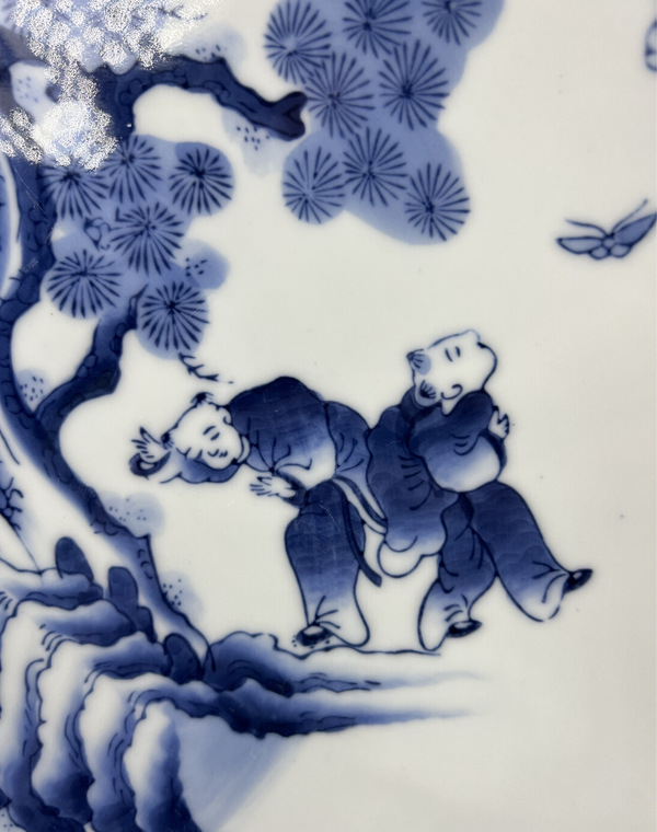 古玩陶瓷昭和時(shí)期嬰戲紋青花盤拍賣,當(dāng)前價(jià)格800元
