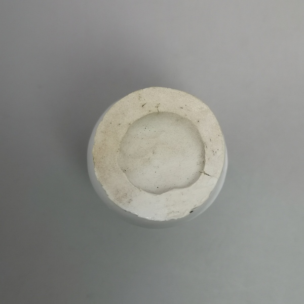 古玩陶瓷清早期白釉玉壺春瓶拍賣,當前價格550元