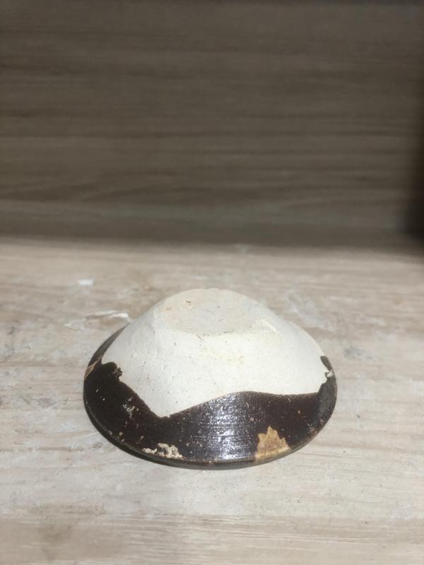 古玩陶瓷宋代吉州窯黑褐釉盞(代帽斑)拍賣,當(dāng)前價(jià)格1555元