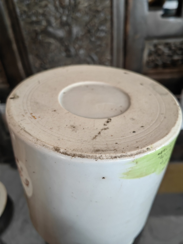 古玩陶瓷民國大雞圖彩繪玉璧底提梁壺拍賣,當前價格5500元