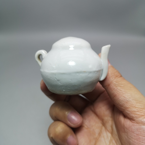 古玩陶瓷白釉水注拍賣,當前價格350元