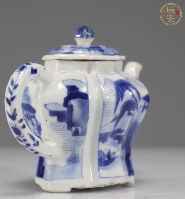 古玩陶瓷青花風景人物紋茶壺真品鑒賞圖