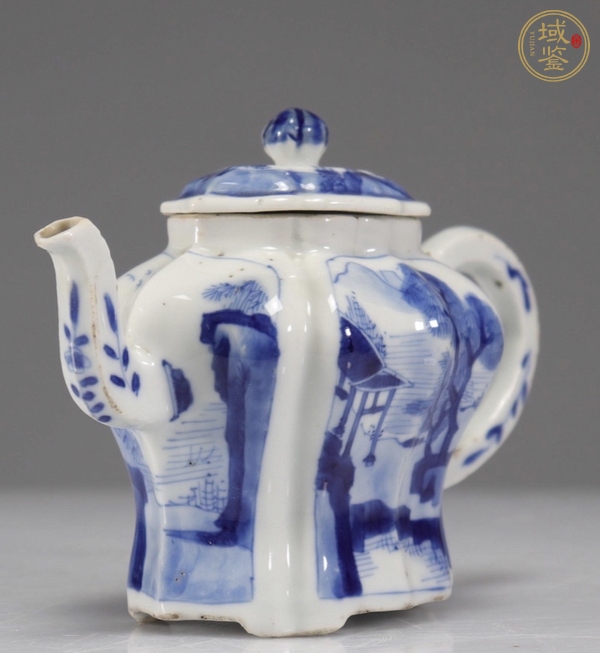 古玩陶瓷青花風景人物紋茶壺真品鑒賞圖