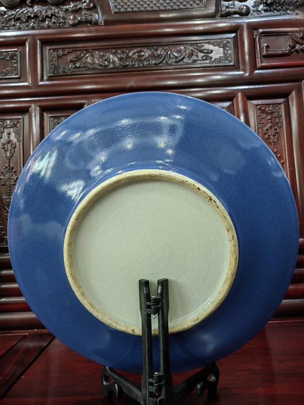 古玩陶瓷清中晚期祭藍釉盤拍賣,當前價格13000元