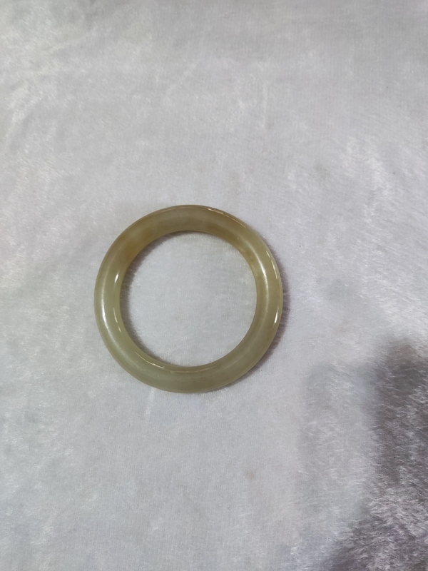 古玩雜項和田玉手鐲拍賣,當前價格3998元